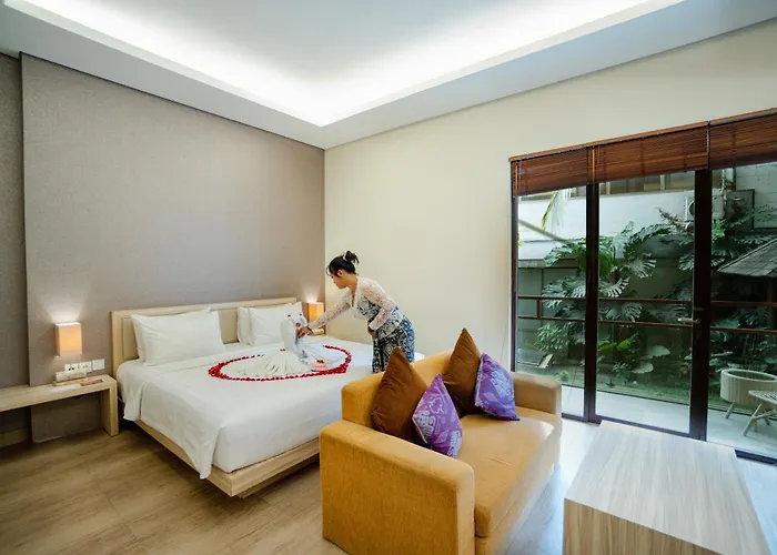Hotel The Evitel 3*